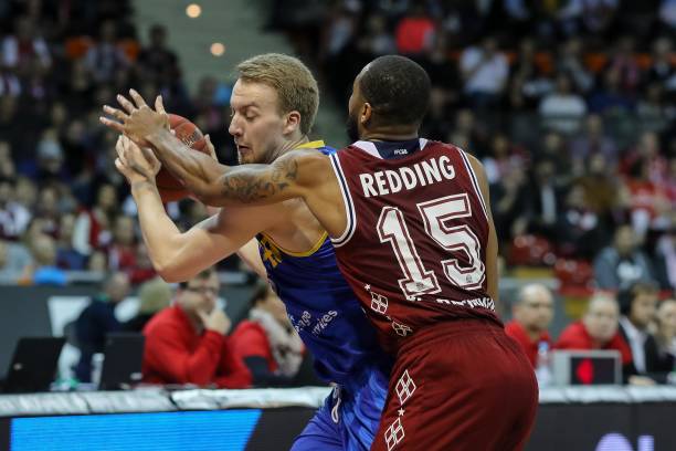 已让人毫不 已让人毫不